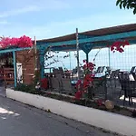 Pensión Akri Akráta