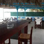 Pensión Akri 3*