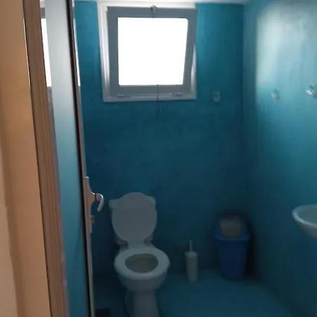 Akri Guest house *