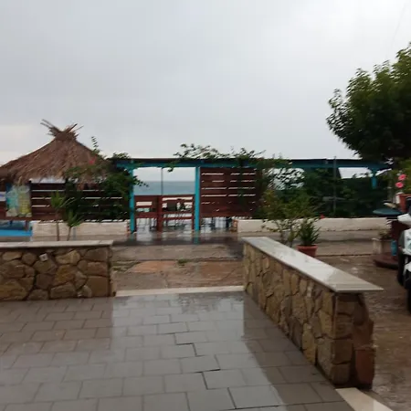 Akri Gasthof Akráta