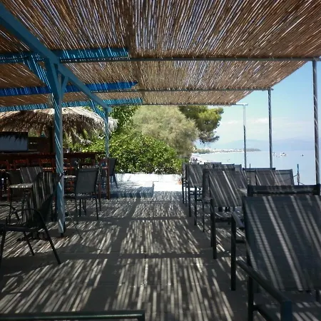 بيت ضيافة Akri