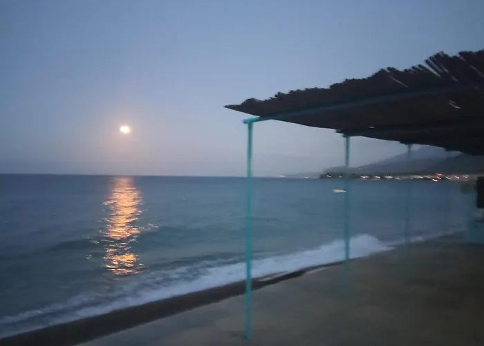 Akri 게스트하우스 아크라타