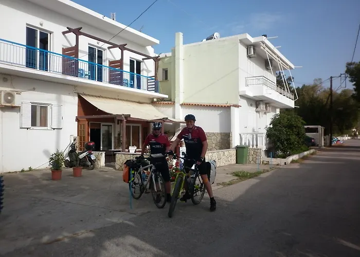 Guest house Akri